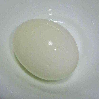 セラミックのお鍋が同じなので、思わず読んでなるほど、、宝塚周辺歩いているとゆで卵おいてあったわ。こんな作り方もあるんだわと驚きました。次はおじゃがに挑戦です！